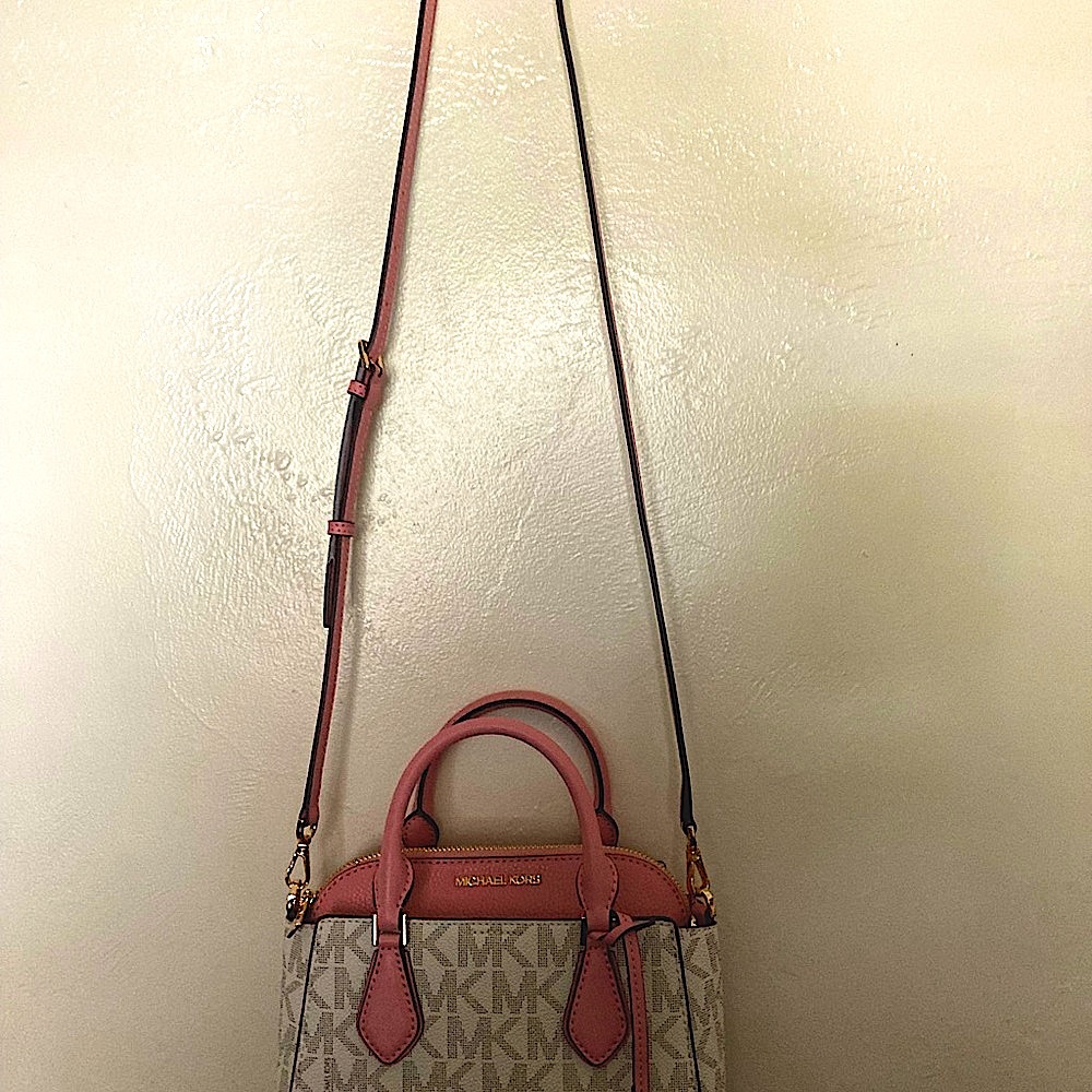 MICHAEL KORS DAIRA SMALL 2- 1 SATCHEL BAGS GREAT GIFT FOR HER $358.00 AUTHENTIC